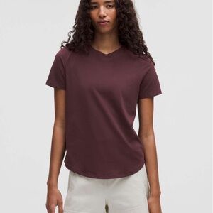 lululemon athletica Curved-Hem Crewneck Tee